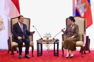 សម្តេចតេជោ ហ៊ុន សែន អញ្ជើញជួបពិភាក្សាការងារជាមួយប្រធានរដ្ឋសភាឥណ្ឌូណេស៊ី