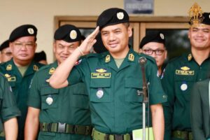 ឯកឧត្តម ស សុខា  ចោទសួរទៅភាគីថៃថា «ខ្លាចអន់ ឬច្រឡំថាជាតិសាសន៍គេអន់ជាងខ្លួន»?